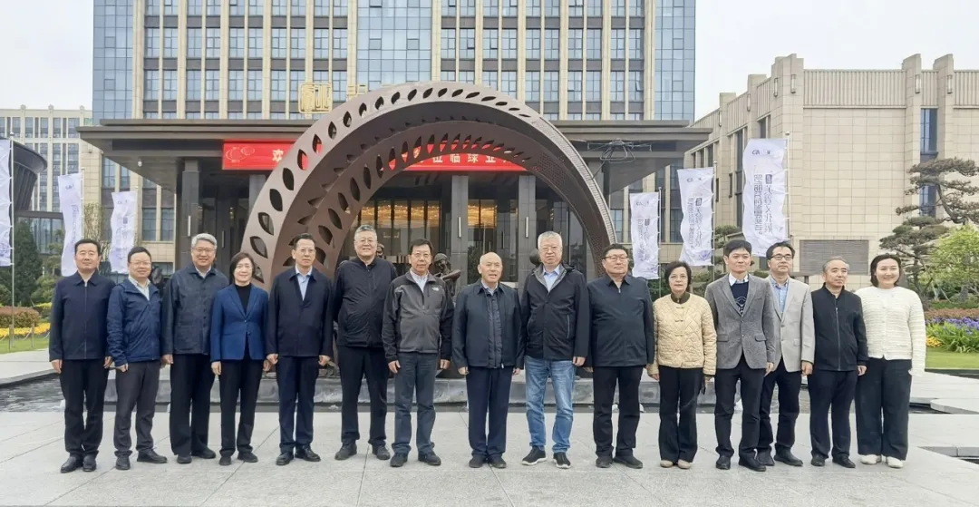 文章附图